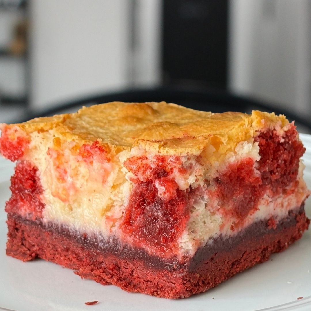 *Red Velvet Ooey Gooey